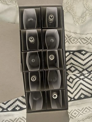 40 Watt Candelabra (E12) Krystal Touch Krypton Bulb Case Of 10 KR40CTC/32 - Image 1 of 4