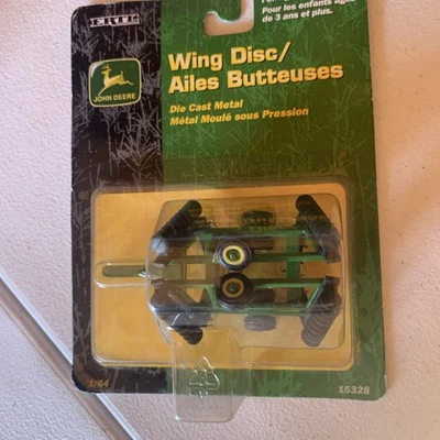 1/64 John Deere Wing Disk 15328 ERTL DIE CAST NEW - Image 1 of 4