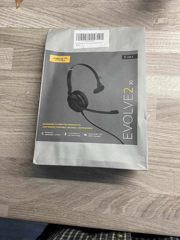 Evolve 2 30-Headset Black Over-Ear Corded Microphone Headphones Headset USB - Image 1 of 1