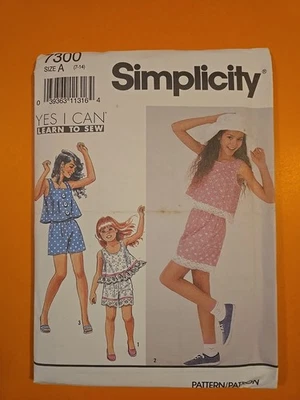 SIMPLICITY PATTERN  7300 GIRLS' SHORTS & TOP / SIZE 7-14 - Image 1 of 3