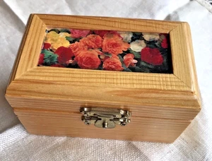 Beautiful Floral Wooden Trinket Box with Gold Clasp and Red Lining Cottage Core. - Picture 1 of 9