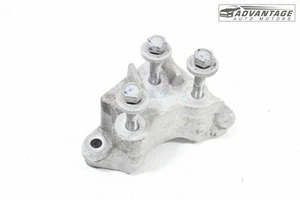 2018-2021 CHEVY EQUINOX FWD TRANSMISSION LEFT UPPER MOUNT BRACKET SUPPORT OEM - Picture 1 of 9