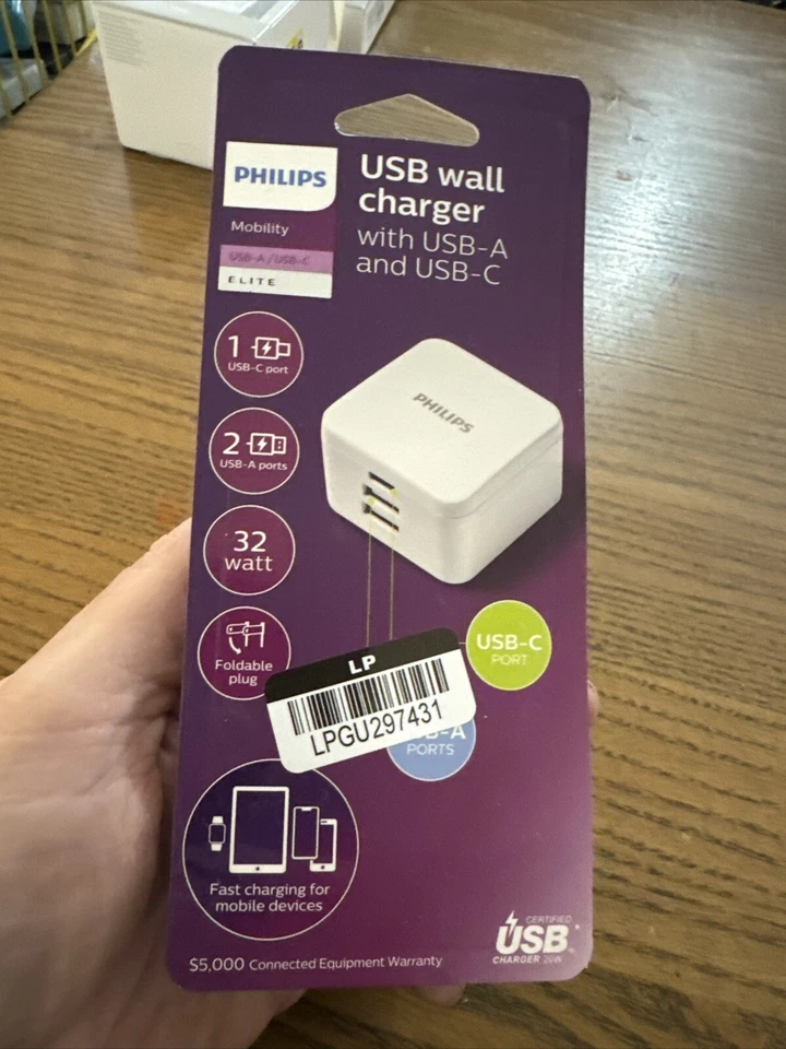 Cargador triple pared Philips (USB A + USB C) NUEVO Foto 1 de 1