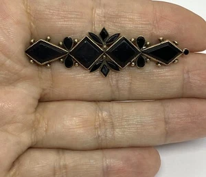 Spilla antica in onice nero riempita oro vittoriano 2,1/4"" 4,89 g - Foto 1 di 12