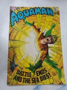Aquaman #49 (cubierta de tarjeta) (DC, 1970) - Imagen 1 de 7