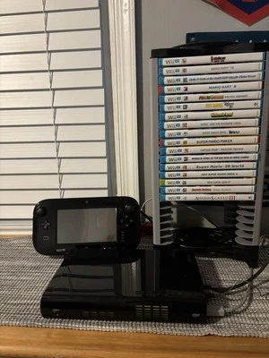 Wii U 32GB Console + 17 Games - Image 1 of 2
