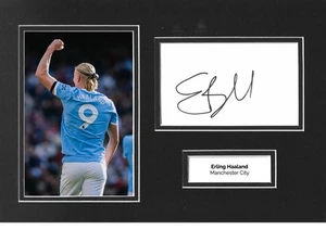 Exhibición fotográfica firmada por Erling Braut Haaland 12x8 recuerdos del Manchester City certificado de autenticidad - Imagen 1 de 1