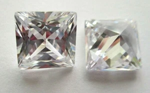 WHITE PRINCESS CUT 10X10MM 4A CUBIC ZIRCONIA BEAUTIFUL LOOSE GEMSTONES - Picture 1 of 4