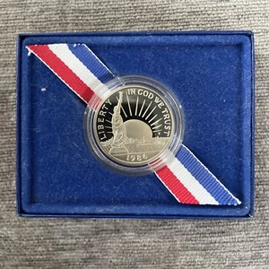 1986 S STATUE of LIBERTY Half Dollar Commemorative - Picture 1 of 4