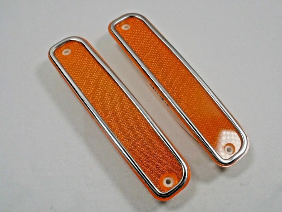 73-80 CHEVY C10 C20 35 RH PASSENGER & LH DRIVER FRONT SIDE MARKER LIGHT SET 2 - Image 1 of 1