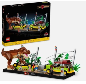LEGO Jurassic World T Rex Breakout 76956 - 1212 pieces - retired - Picture 1 of 3