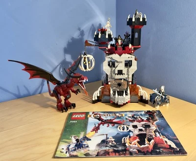 LEGO Castle - Torre degli Scheletri - 7093 + 10 Scheletri - Immagine 1 di 4