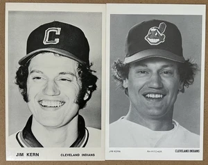 2 verschiedene JIM KERN, Cleveland Indianer weißer Rand Fotokarten - Bild 1 von 1