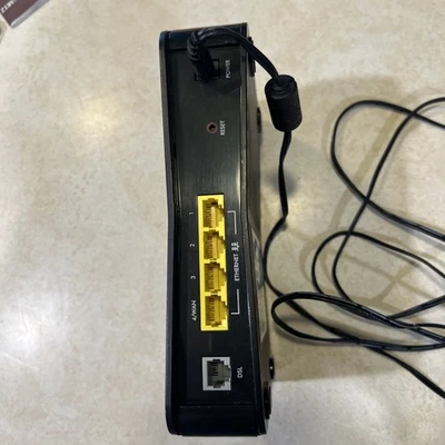 ZyXEL P-660HN-51 300 Mbps 4-Port 10/100 Wireless N Router P660HN-51 - Image 1 of 4