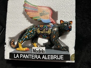 Chicago White Sox La Pantera Alebrije Luis Robert Jr Modelo Black Cat 5x7" Figur - Bild 1 von 6