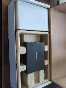 StarTech Gigabit Ethernet Fiber Media Converter 850nm MCM1110MMLC w/ AC Adapter - Picture 1 of 3