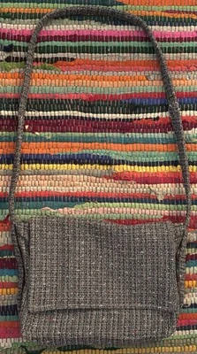 Cartera boho vintage años 70 hecha a mano de cuero de lana 10x7x3 15” correa UEC  Foto 1 de 4