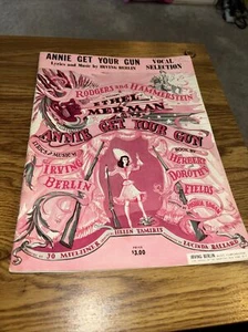Annie Get your Gun, Vocal Selection Songbook 1967 Irving Berlin Corp. - Picture 1 of 6