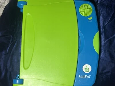 Система обучения LeapFrog LeapPad 6 книг и 5 картриджей с чехлом для переноски #30004 - Изображение 1 из 4