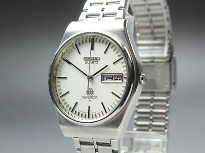 Vintage 1979 "N MINT" SEIKO SUPERIOR 9983-8000 Twin Quartz Men Watch From Japan - Image 1 of 4