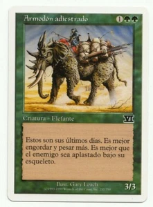 Trained Armodon Spanish MTG MISPRINT. Flavor text is in rules text font - Imagen 1 de 3
