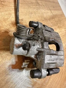 2012-2017 Ford Focus Rear Right Passenger Side Brake Caliper 8M512M088B1 OEM - Foto 1 di 3