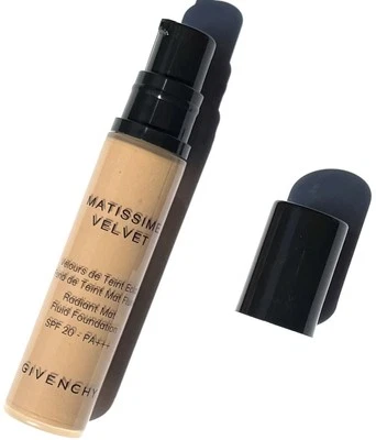 Givenchy Matisse Velvet Radiant Mat Fluid Foundation Spf20 No. 06 Mat Gold 10ml - Bild 1 von 2