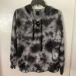Girls Hoodie Hot Topic Sweatshirt Size Small - Picture 1 of 4