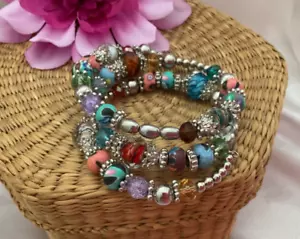 De colección PREMIER DESIGNS Rueda de Color Memoria Alambre Envoltura Pulsera Facetado Murano Cuentas - Imagen 1 de 10