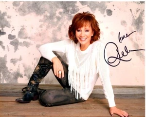 Foto 8x10 firmada autografiada por REBA MCENTIRE - Imagen 1 de 1