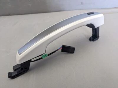 Manija de puerta trasera exterior izquierda o derecha Buick LaCrosse Encore 2012-2022 OEM Foto 1 de 4