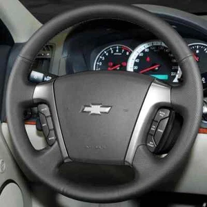 Cubierta de volante de cuero genuino con costura manual para Chevrolet Captiva Silverado - Imagen 1 de 9