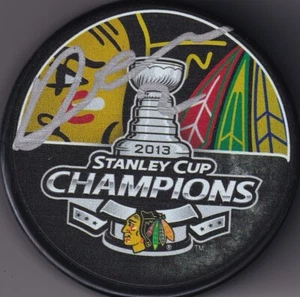 BECKETT DUNCAN KEITH SIGNED CHICAGO BLACKHAWKS 2013 STANLEY CUP CHAMPS PUCK 6829 - Picture 1 of 2