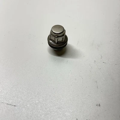 Infiniti QX60 QX50 2017-2020 llanta tuerca perno OEM Foto 1 de 4