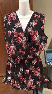 Adorable romper black floral surplice v-neck by Derek Heart size Large NEW - Picture 1 of 5