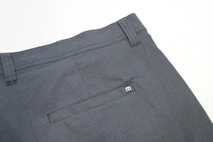 Travis Mathew Golf Shorts Black Flat Dry Fitting Stretch Athletic Mens Size 40 - Picture 1 of 5