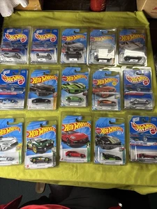 HOT WHEELS ~ NEW WITH CASE PROTECTOR ~ LOT OF 15 ~ READ DESCRIPTION - Picture 1 of 16