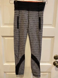 Lululemon Damen Inspire Tight II Leggings Gr. 2 Struktur Welle Schwarz Silber  - Bild 1 von 10