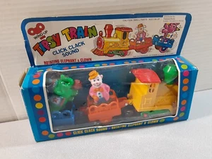 TIPSY TRAIN WIND-UP TOY W/ CLOWN & ELEPHANT W/ ORIGINAL BOX WORKS VTG - Picture 1 of 18