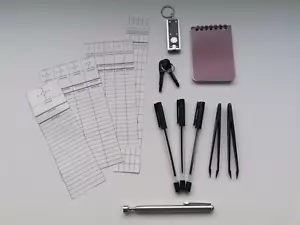 Kit de herramientas de geocaching de 10 artículos imán-bolígrafos-pinzas-destornilladores-antorcha más troncos. - Imagen 1 de 10
