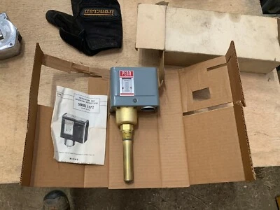 Penn 1272 Temperature Controller - NIB - Image 1 of 4