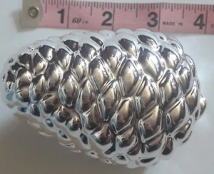 Silver Ceramic Pinecone Christmas decoration object d'art - Picture 1 of 3