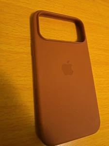 Apple Silikon Case für iPhone 17 Pro Max mit MagSafe - Terrakotta OEM  - Bild 1 von 4