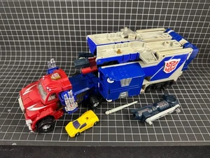 Transformers Armada OPTIMUS PRIME Complete w/ Minicon Sparkplug - Picture 1 of 1