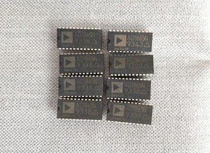 Analog Devices converter ICs AD 1865 N - Picture 1 of 2