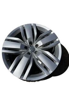 2018-2020 VOLKSWAGEN ATLAS 20x8 20" OEM WHEEL RIM OEM #2🔥 🚙 Good Rim - Picture 1 of 5