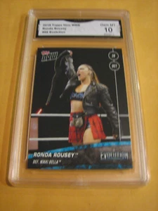 RONDA ROWDY ROUSEY WWE 2018 TOPPS NOW WWE EVOLUTION # 66 GRADO 10 L@@K - Foto 1 di 2