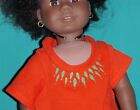 T-shirt orange avec col vert peint design pour poupée American Girl AGT31