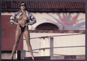 Modern Postcard: Topless Sun Bather "Feelin' Hot in Florida". Free UK p&p - Picture 1 of 1
