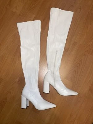 Liliana Gisele boots woman’s size 8 white knee high stiletto faux leather - Image 1 of 4